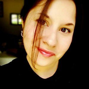 Meet your Posher, Dakota